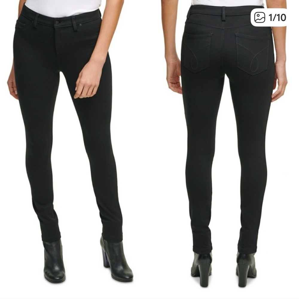 Calvin Klein Jeans Black Skinny Ponte Pant. Size 8.‎